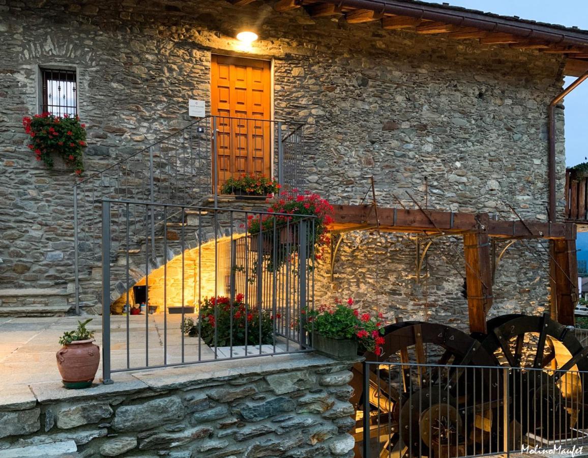 Villa La Volta - Molino Maufet Mühle - Patio on the garden Colico Esterno foto
